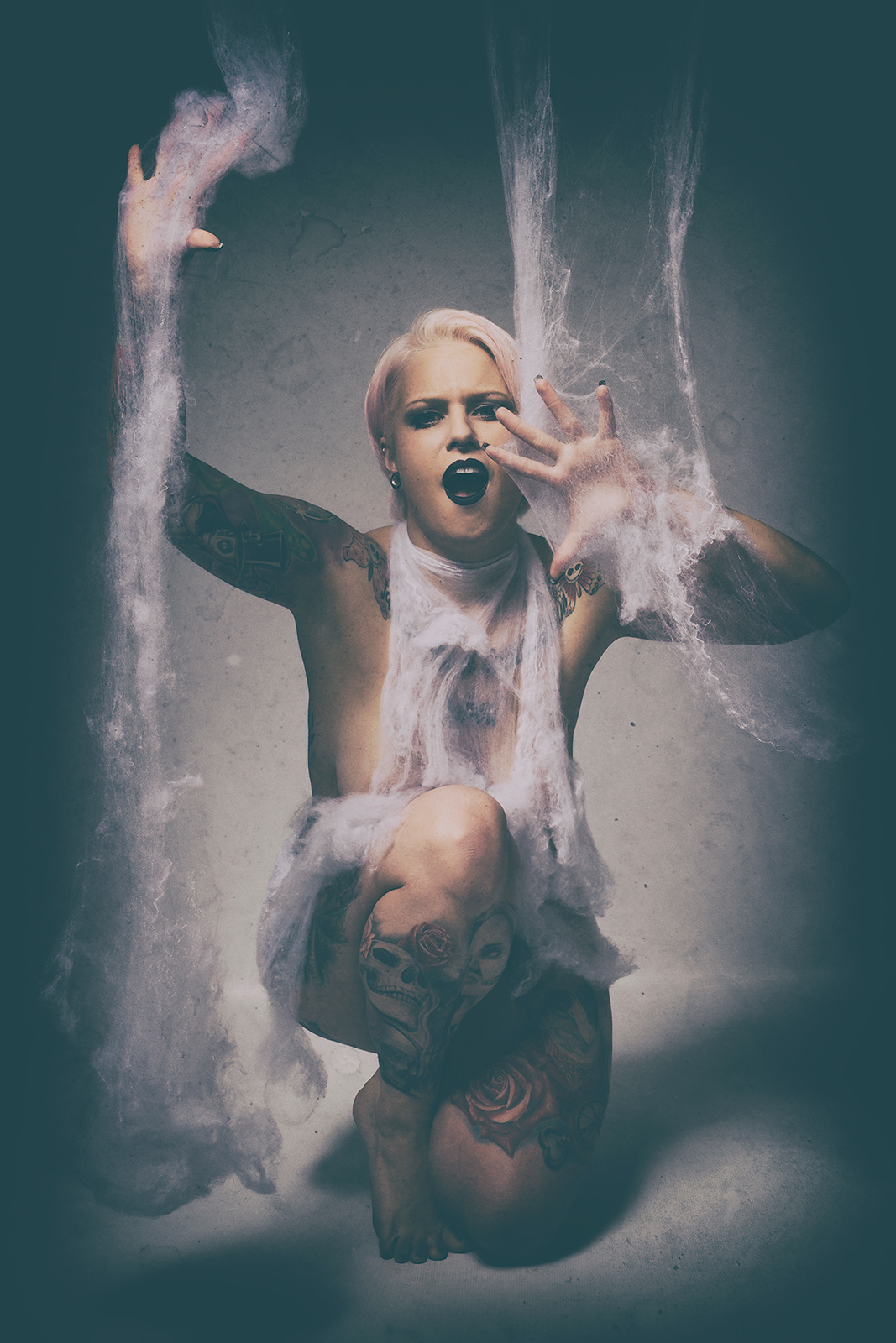 Inked Beauties / Copyright by Markus Wuestefeld